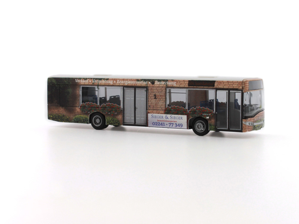 Rietze 73020. Autobus Solaris Urbino 12 '14 electric infra Fürth, skala H0